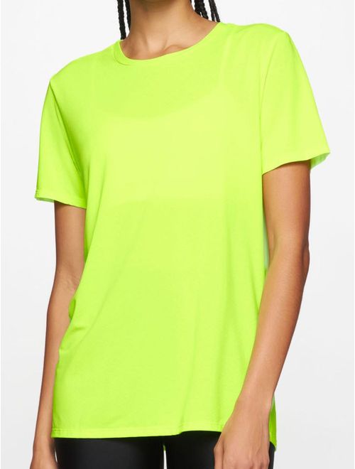 Camiseta Manga Curta Oversized Essentials