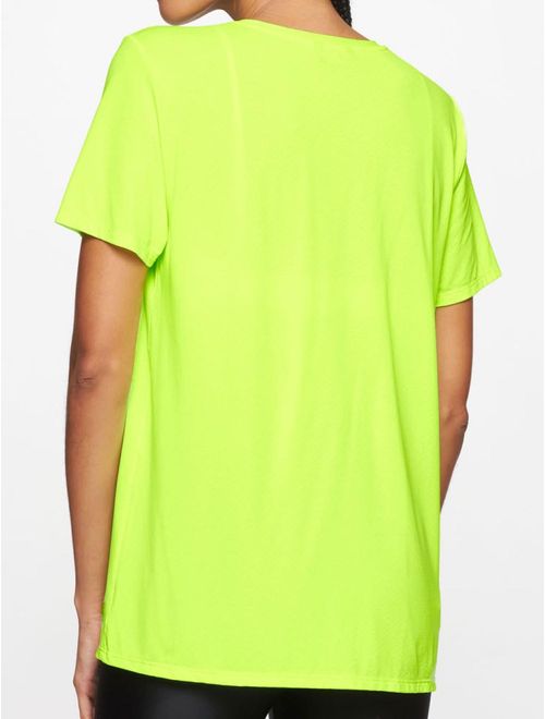 Camiseta Manga Curta Oversized Essentials